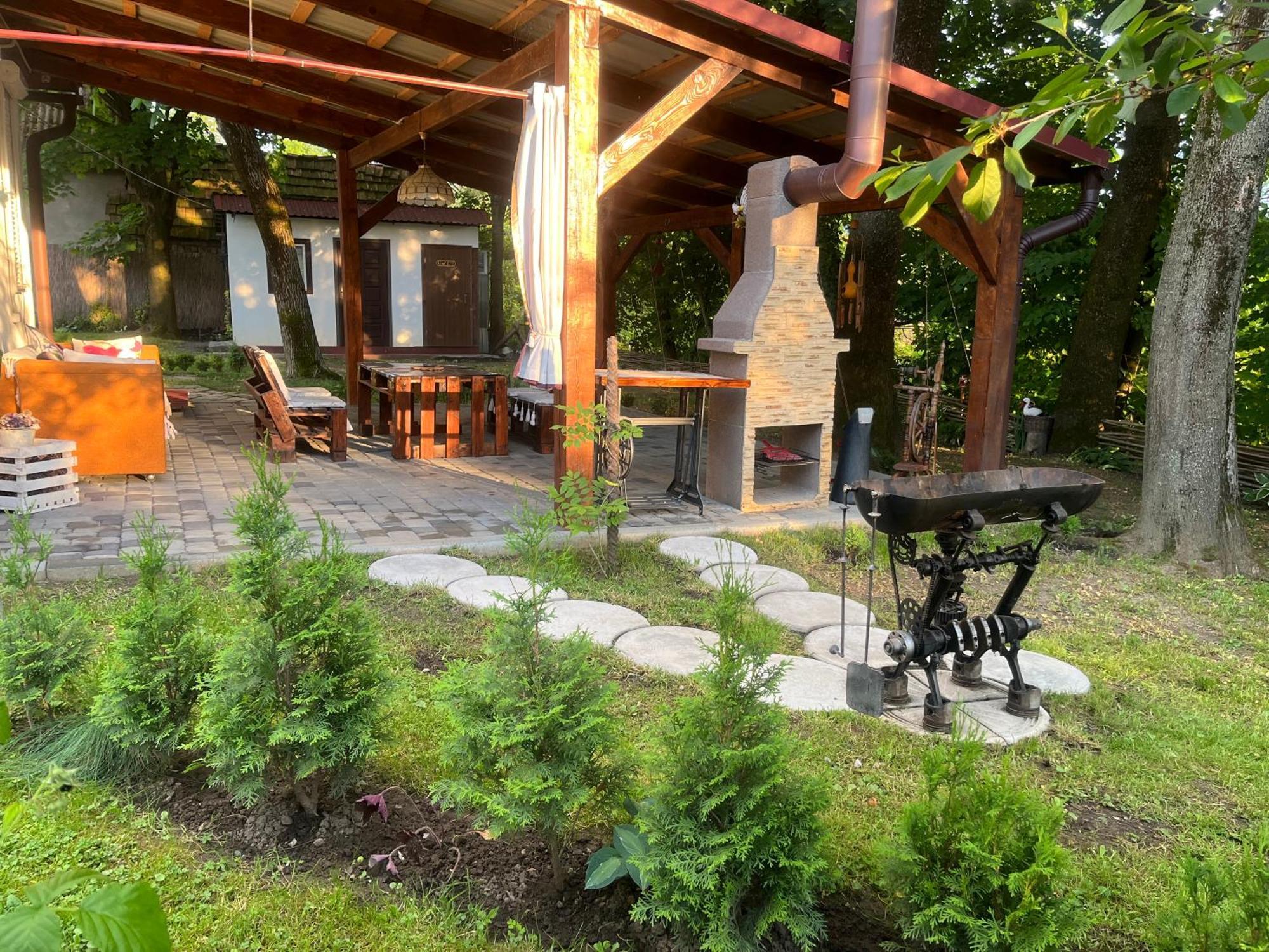 Hotel Окремий Будинок-Апартаменти Rakoshyno Buitenkant foto